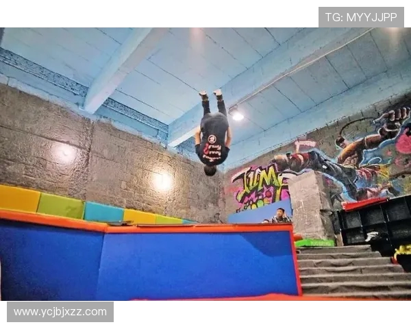 重庆极限运动队与上海极限运动队赛后复盘力量对比分析